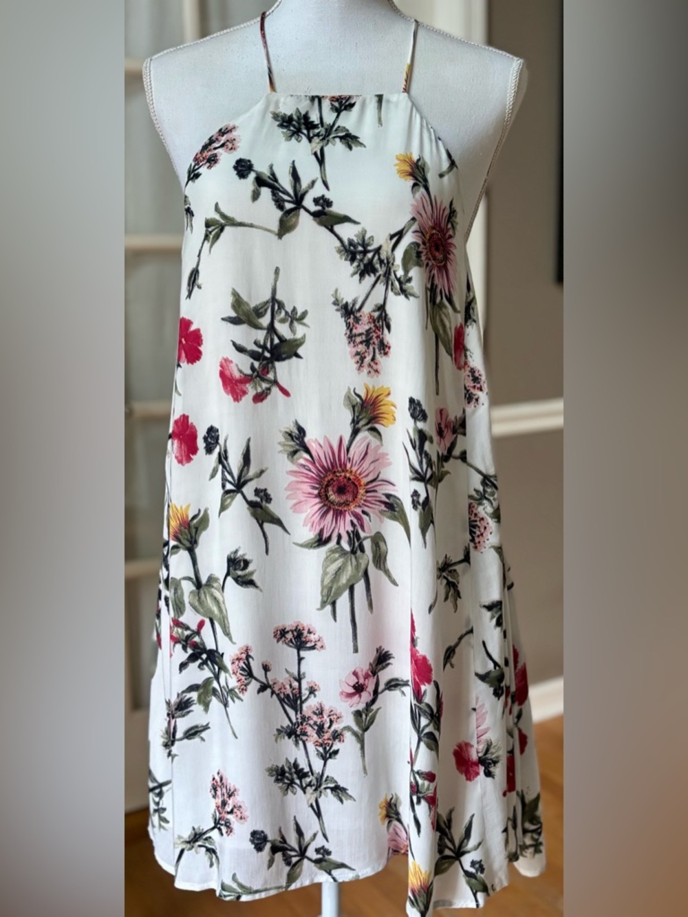 Open Back Floral Swing Dress Boho Beachy Flowy Mini Dress M